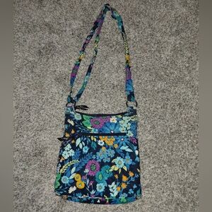 Vera Bradley| Foral Cross-body Bag with Adjustable Straps
